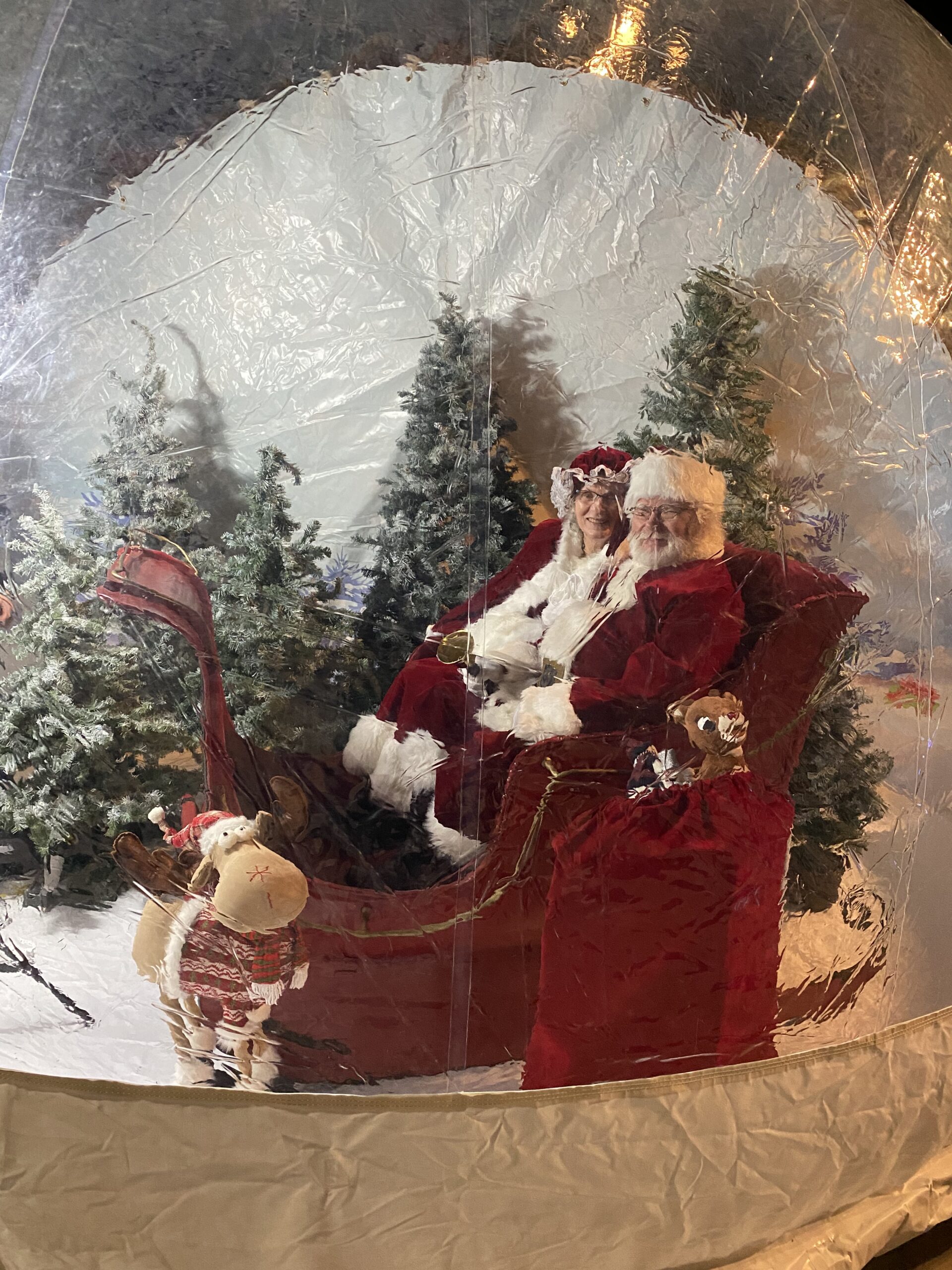 Snow Globe – Image 4